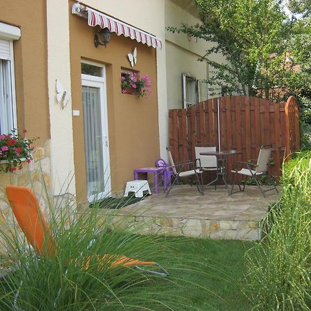 Kitti Apartman Balatonboglar Ruang foto