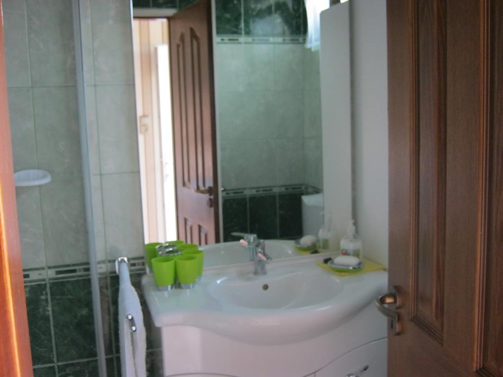 Kitti Apartman Balatonboglar Ruang foto